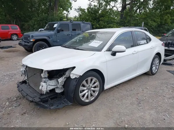 4T1B11HK1KU265289 2019 TOYOTA CAMRY - Image 2