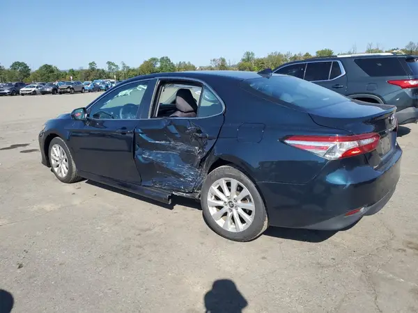 4T1B11HK1KU267480 2019 TOYOTA CAMRY - Image 2