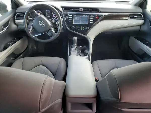 4T1B11HK1KU268113 2019 TOYOTA CAMRY - Image 8