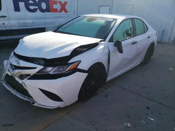 4T1B11HK1KU270654 2019 TOYOTA CAMRY - Image 1