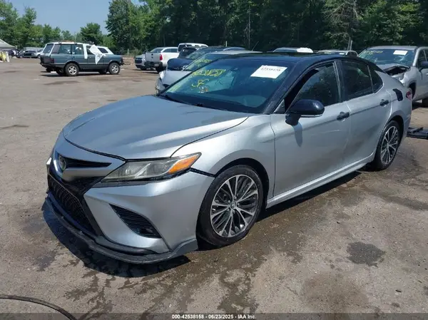 4T1B11HK1KU271707 2019 TOYOTA CAMRY - Image 2