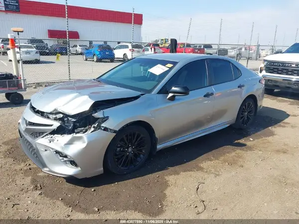 4T1B11HK1KU273716 2019 TOYOTA CAMRY - Image 2