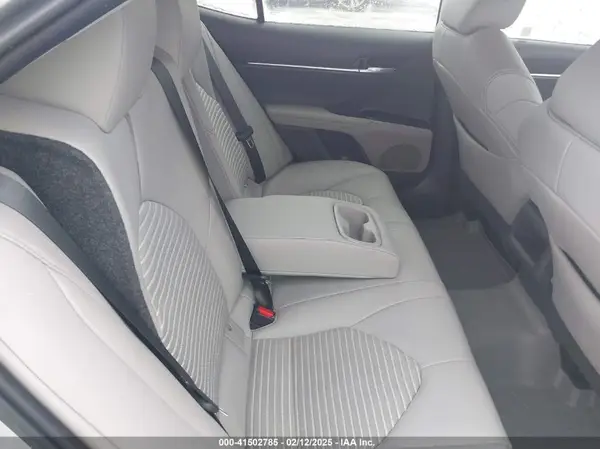 4T1B11HK1KU276910 2019 TOYOTA CAMRY - Image 8
