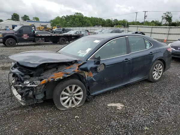 4T1B11HK1KU277099 2019 TOYOTA CAMRY - Image 1