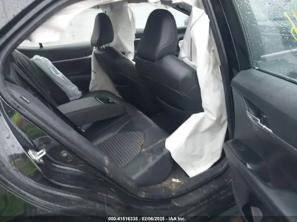 4T1B11HK1KU278947 2019 TOYOTA CAMRY - Image 8