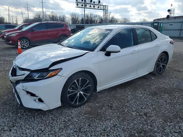 4T1B11HK1KU280567 2019 TOYOTA CAMRY - Image 1