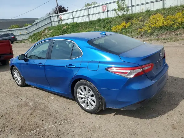4T1B11HK1KU280987 2019 TOYOTA CAMRY - Image 2