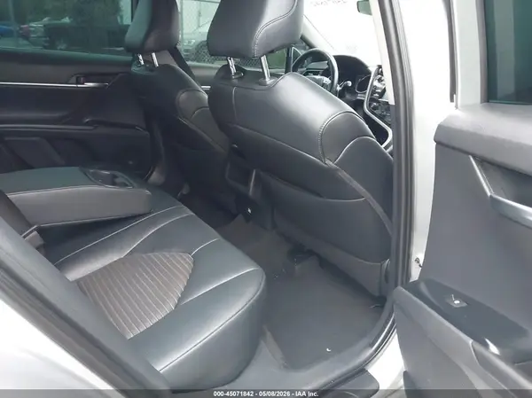 4T1B11HK1KU282903 2019 TOYOTA CAMRY - Image 8