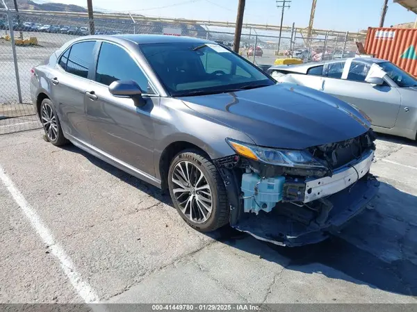 4T1B11HK1KU283162 2019 TOYOTA CAMRY - Image 1