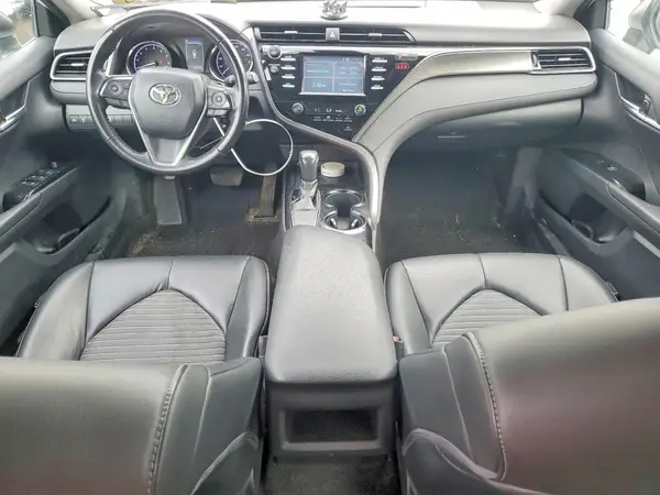 4T1B11HK1KU284585 2019 TOYOTA CAMRY - Image 8