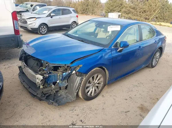 4T1B11HK1KU284621 2019 TOYOTA CAMRY - Image 2