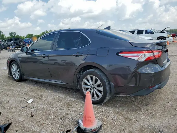 4T1B11HK1KU289253 2019 TOYOTA CAMRY - Image 2