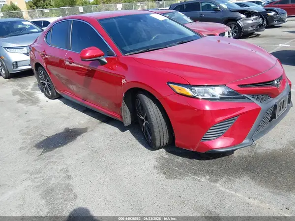 4T1B11HK1KU290936 2019 TOYOTA CAMRY - Image 1