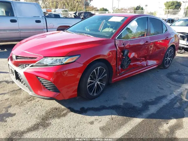 4T1B11HK1KU292105 2019 TOYOTA CAMRY - Image 2