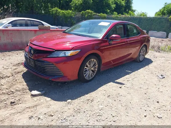 4T1B11HK1KU293027 2019 TOYOTA CAMRY - Image 2