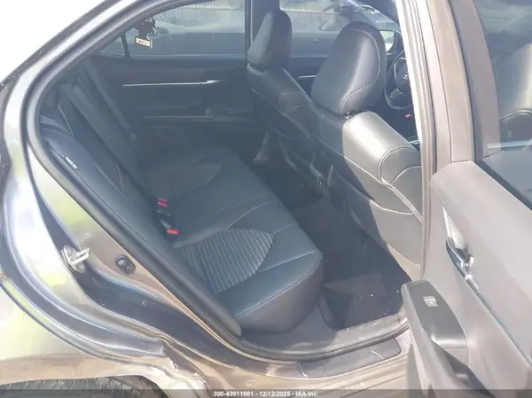 4T1B11HK1KU296266 2019 TOYOTA CAMRY - Image 8