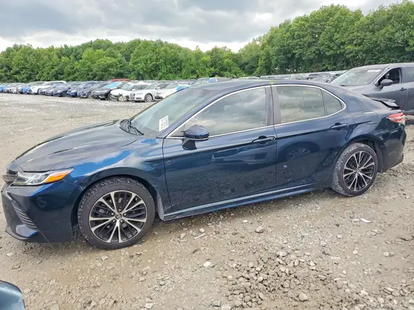 4T1B11HK1KU685666 2019 TOYOTA CAMRY - Image 1