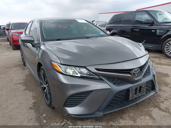 4T1B11HK1KU686008 2019 TOYOTA CAMRY - Image 1
