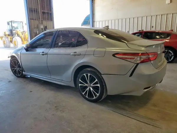 4T1B11HK1KU686672 2019 TOYOTA CAMRY - Image 2