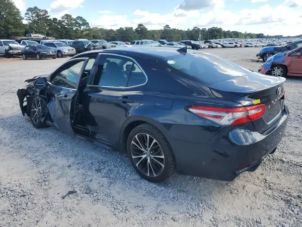 4T1B11HK1KU687255 2019 TOYOTA CAMRY - Image 2