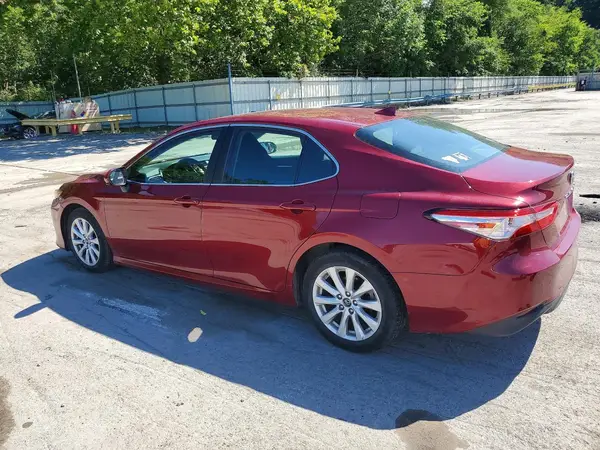 4T1B11HK1KU689622 2019 TOYOTA CAMRY - Image 2