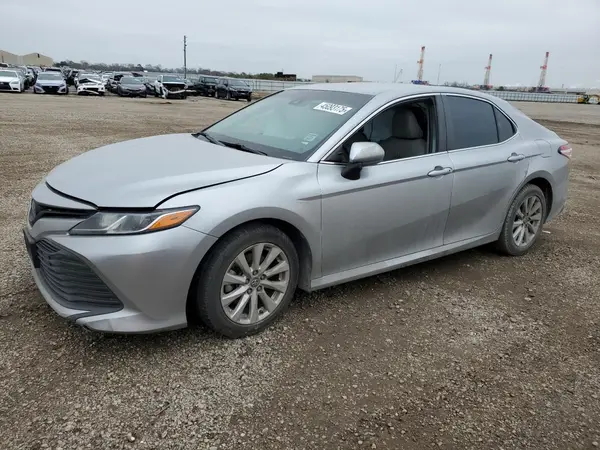 4T1B11HK1KU692911 2019 TOYOTA CAMRY - Image 1