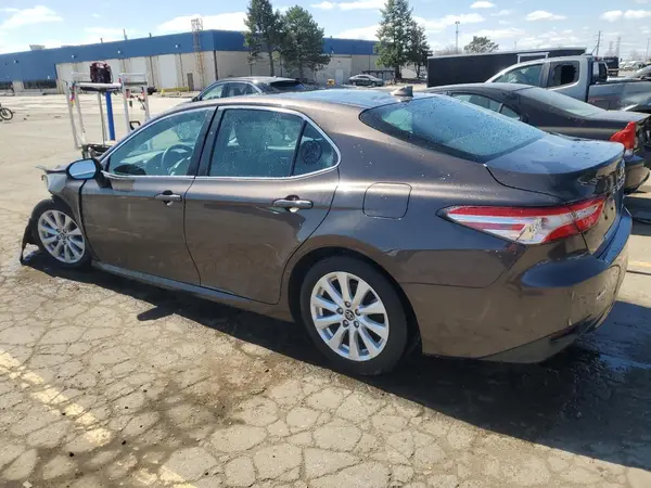 4T1B11HK1KU695629 2019 TOYOTA CAMRY - Image 2