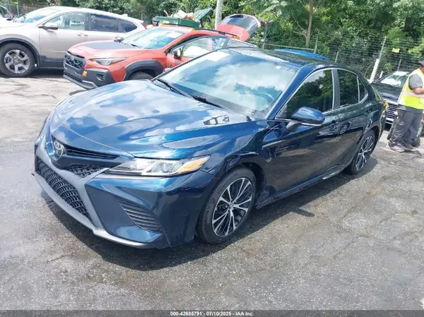 4T1B11HK1KU697297 2019 TOYOTA CAMRY - Image 2