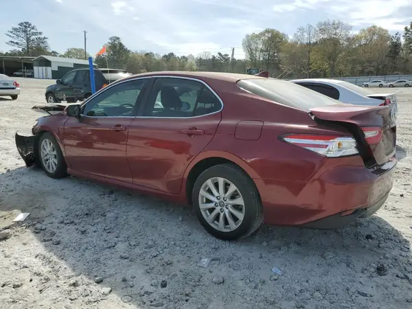 4T1B11HK1KU697302 2019 TOYOTA CAMRY - Image 2