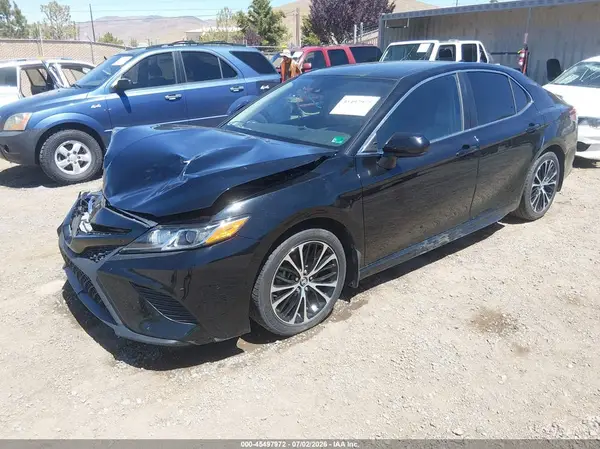 4T1B11HK1KU700750 2019 TOYOTA CAMRY - Image 2