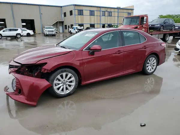 4T1B11HK1KU700893 2019 TOYOTA CAMRY - Image 1
