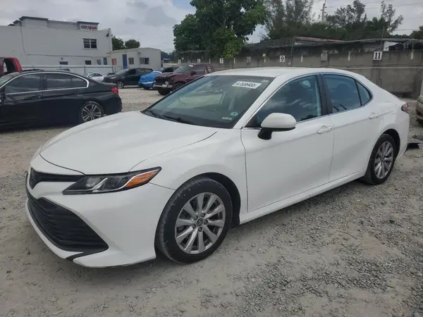 4T1B11HK1KU700912 2019 TOYOTA CAMRY - Image 1