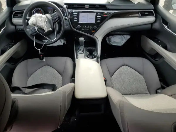 4T1B11HK1KU701302 2019 TOYOTA CAMRY - Image 8
