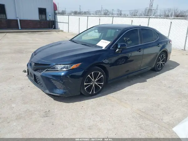 4T1B11HK1KU705981 2019 TOYOTA CAMRY - Image 2