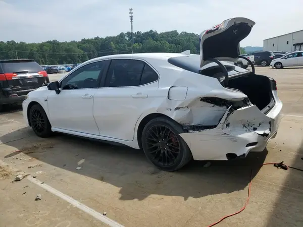 4T1B11HK1KU713840 2019 TOYOTA CAMRY - Image 2