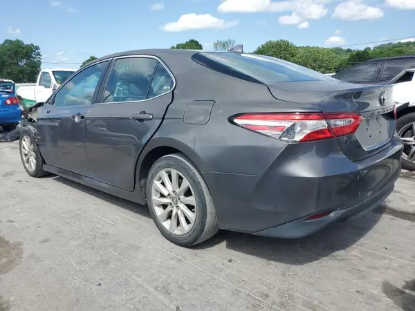 4T1B11HK1KU714857 2019 TOYOTA CAMRY - Image 2
