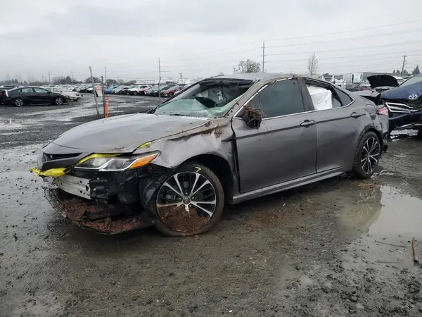 4T1B11HK1KU715085 2019 TOYOTA CAMRY - Image 1