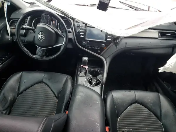 4T1B11HK1KU715085 2019 TOYOTA CAMRY - Image 8