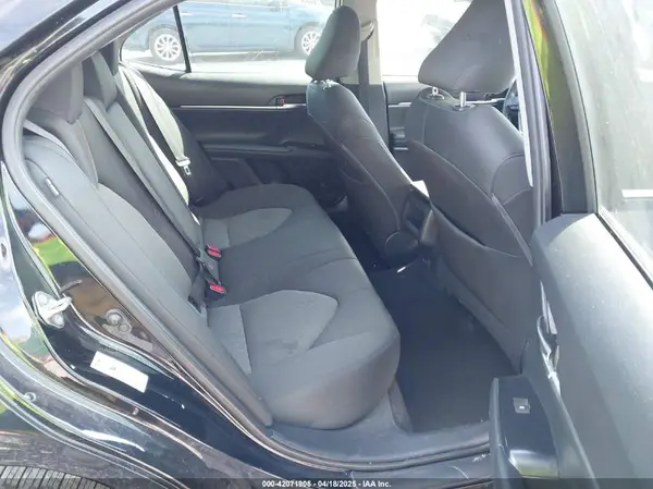 4T1B11HK1KU718374 2019 TOYOTA CAMRY - Image 8