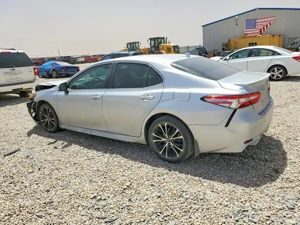 4T1B11HK1KU718987 2019 TOYOTA CAMRY - Image 2