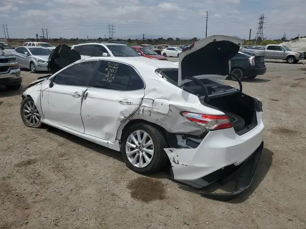 4T1B11HK1KU720853 2019 TOYOTA CAMRY - Image 2