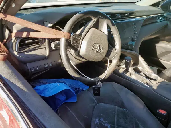 4T1B11HK1KU723770 2019 TOYOTA CAMRY - Image 8