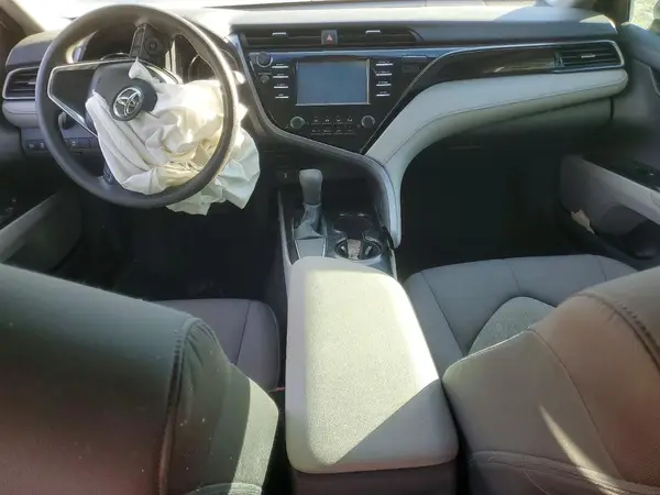 4T1B11HK1KU724109 2019 TOYOTA CAMRY - Image 8