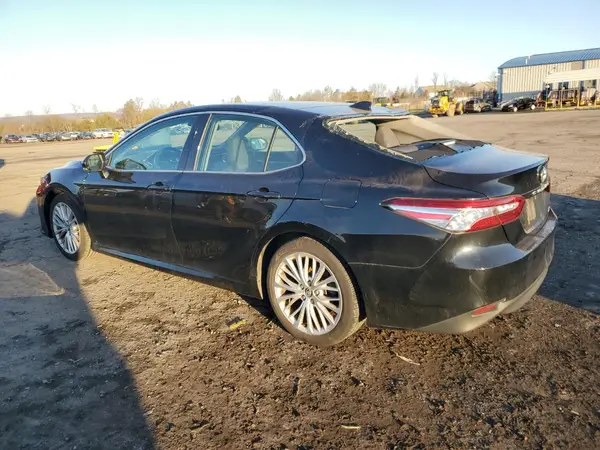 4T1B11HK1KU728774 2019 TOYOTA CAMRY - Image 2