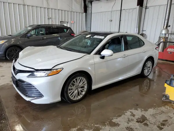 4T1B11HK1KU734784 2019 TOYOTA CAMRY - Image 1