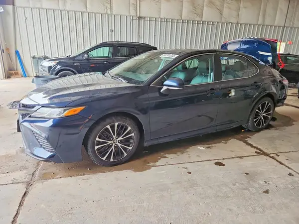 4T1B11HK1KU737068 2019 TOYOTA CAMRY - Image 1