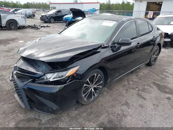 4T1B11HK1KU737295 2019 TOYOTA CAMRY - Image 2