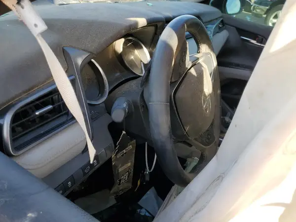 4T1B11HK1KU737717 2019 TOYOTA CAMRY - Image 8
