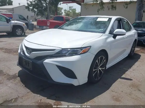 4T1B11HK1KU741721 2019 TOYOTA CAMRY - Image 2