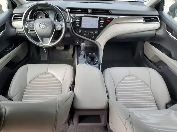 4T1B11HK1KU746143 2019 TOYOTA CAMRY - Image 8